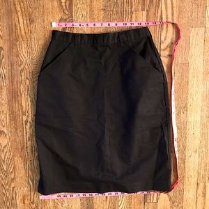 Vintage black skirt with pockets